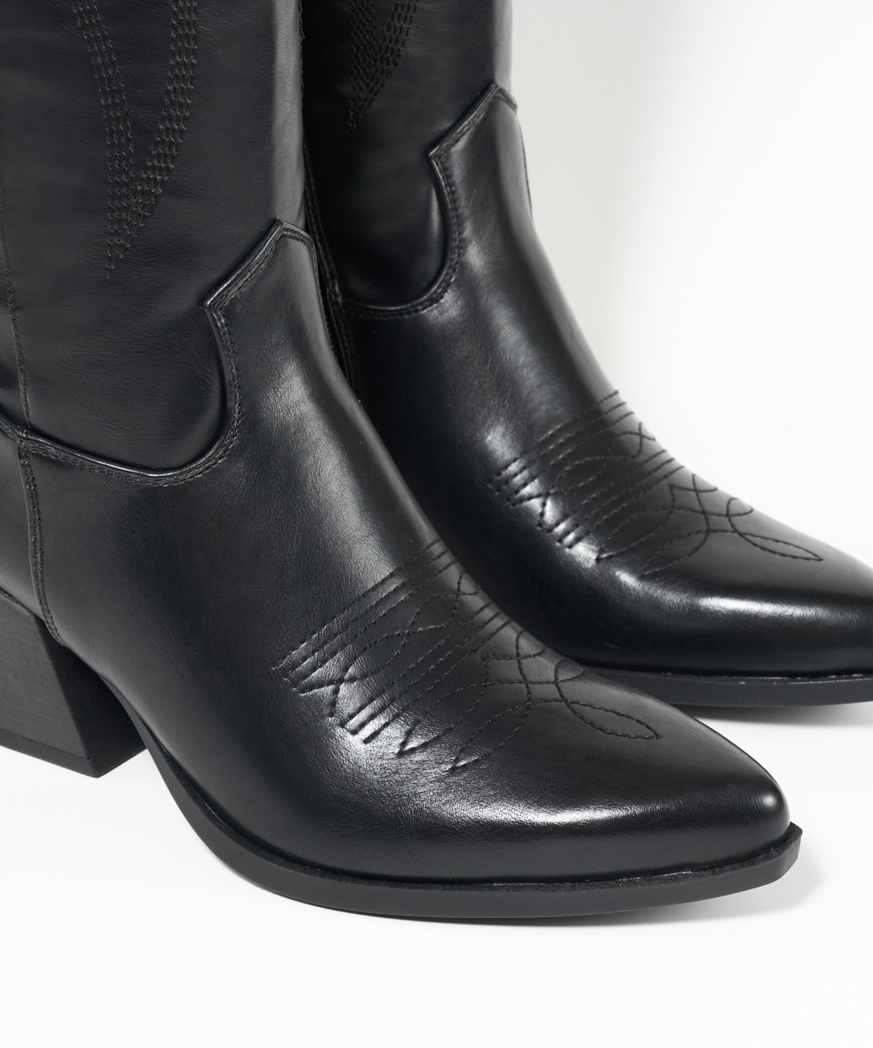 Botas cowboy tacón bordado image number null